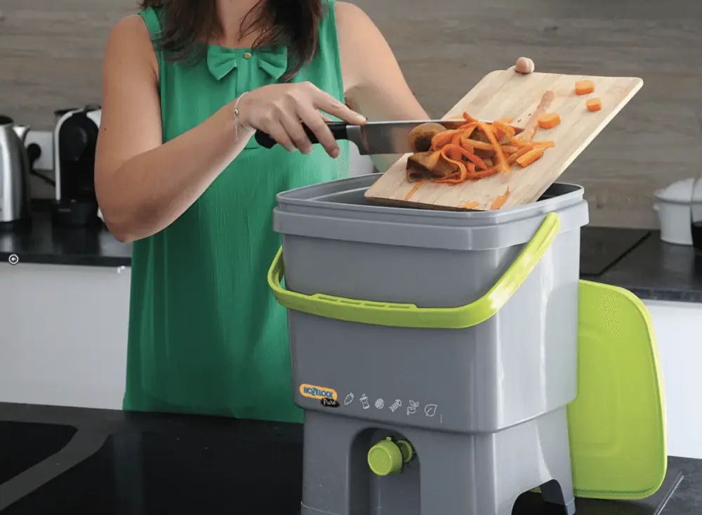 Composteur Bokashi cuisine : seau fermentation pour déchets alimentaires et petit potager urbain