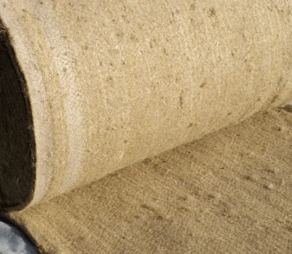 Rouleau de toile de paillage en jute biodégradable pour potager